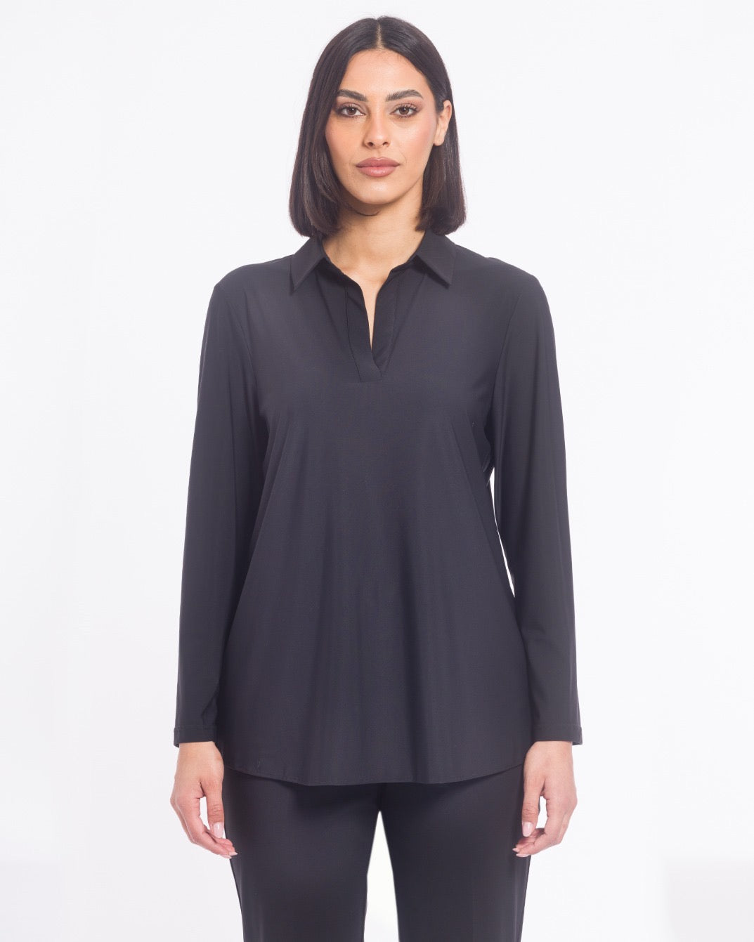 Blusa Donna in Tessuto Fluido – Collo a V con Colletto-Disponibile Bianca