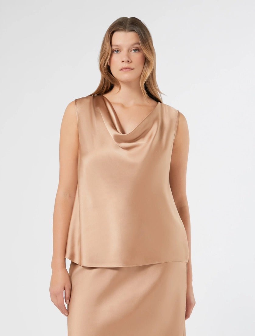 TOP IN RASO-Disponibile BLU