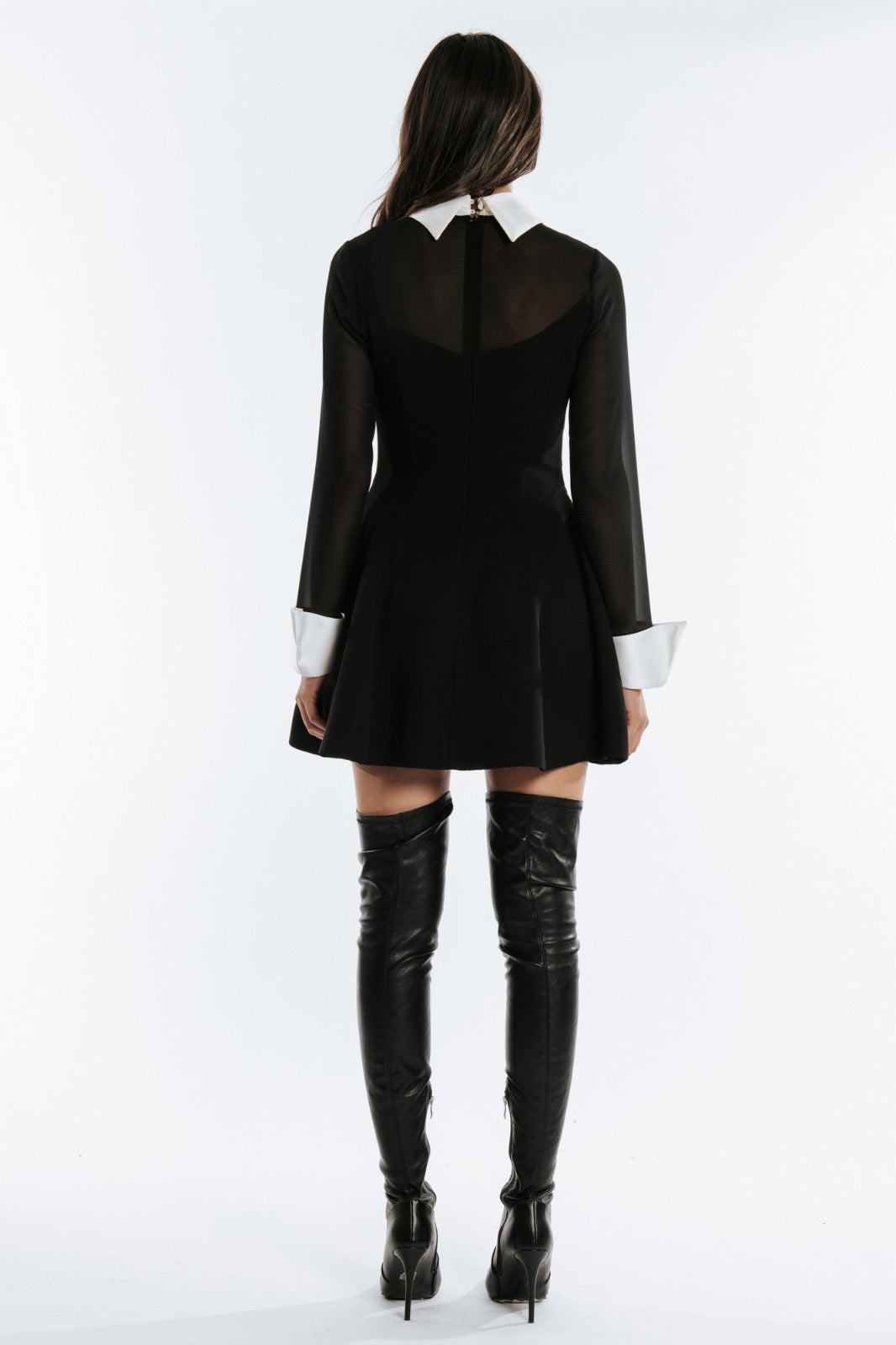 BABYLON - ABITO MINI BIANCO E NERO SEMI-TRASPARENTE CON GONNA SVASATA