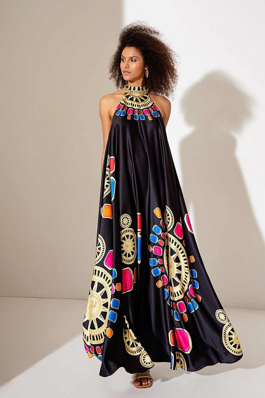 ALLURE ABITO