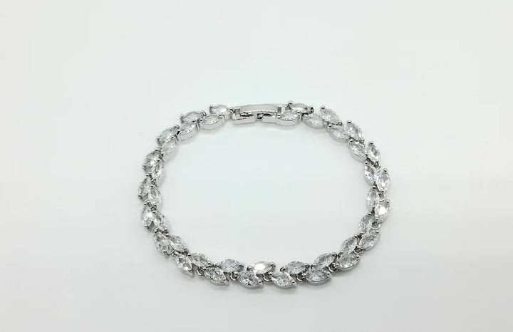 Bracciale di zirconi crystal con rodiatura color argento