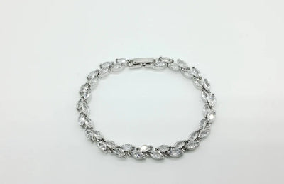 Bracciale di zirconi crystal con rodiatura color argento