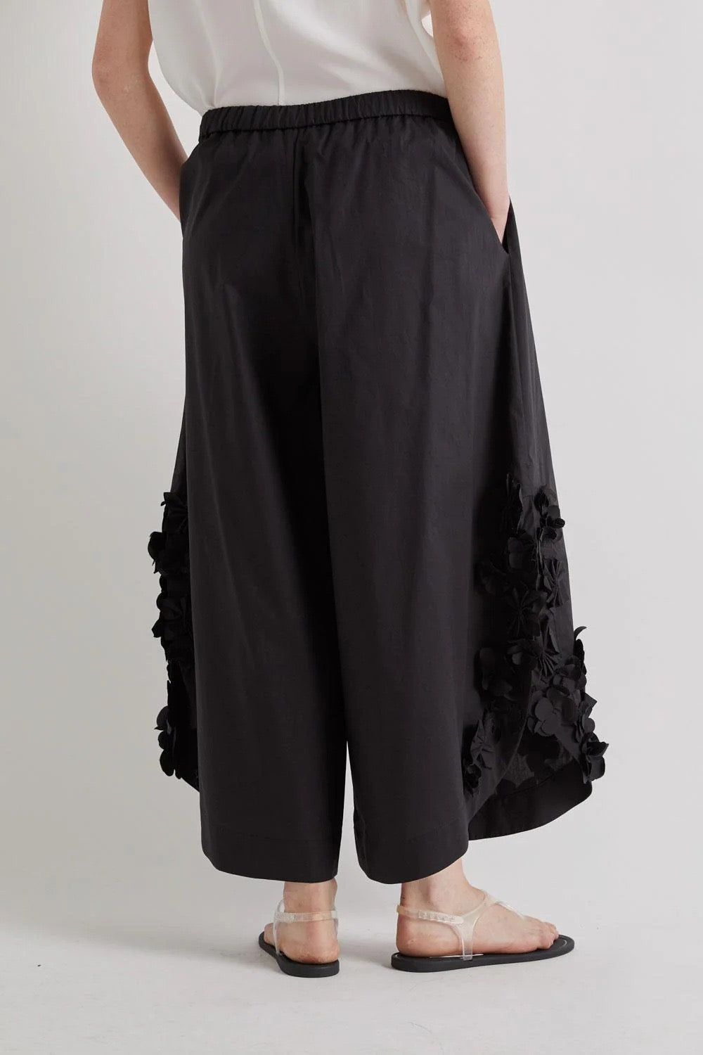MEIMEI J - PANTALONE BALLOON CON MOTIVO FLOREALE