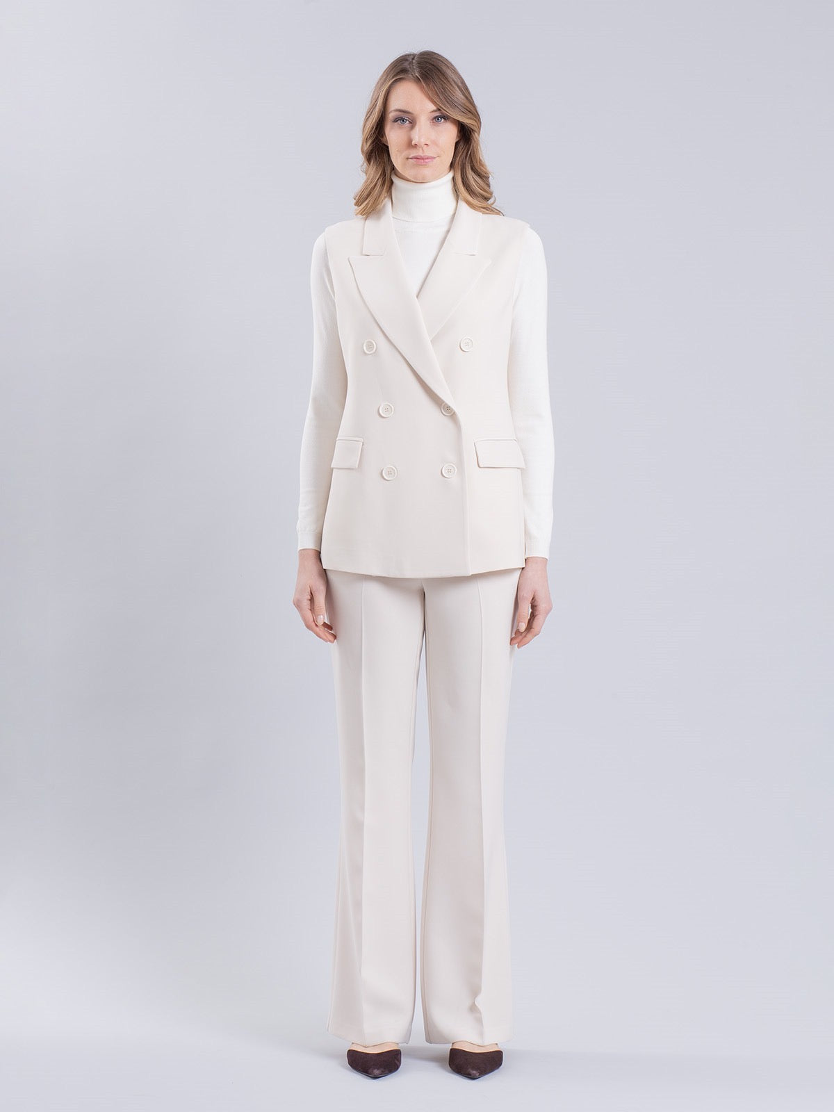 Completo gilet doppiopetto e pantaloni svasati