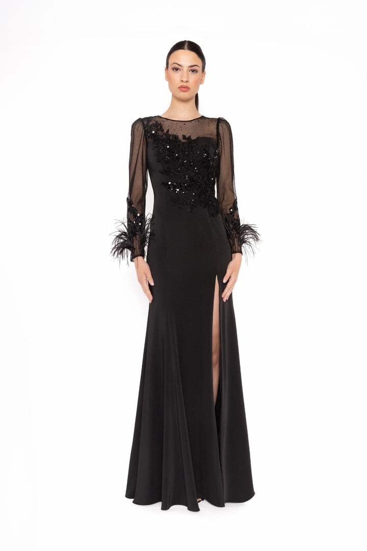CARLA RUIZ - ABITO LUNGO ELEGANTE CON RICAMI E MANICHE IN TULLE