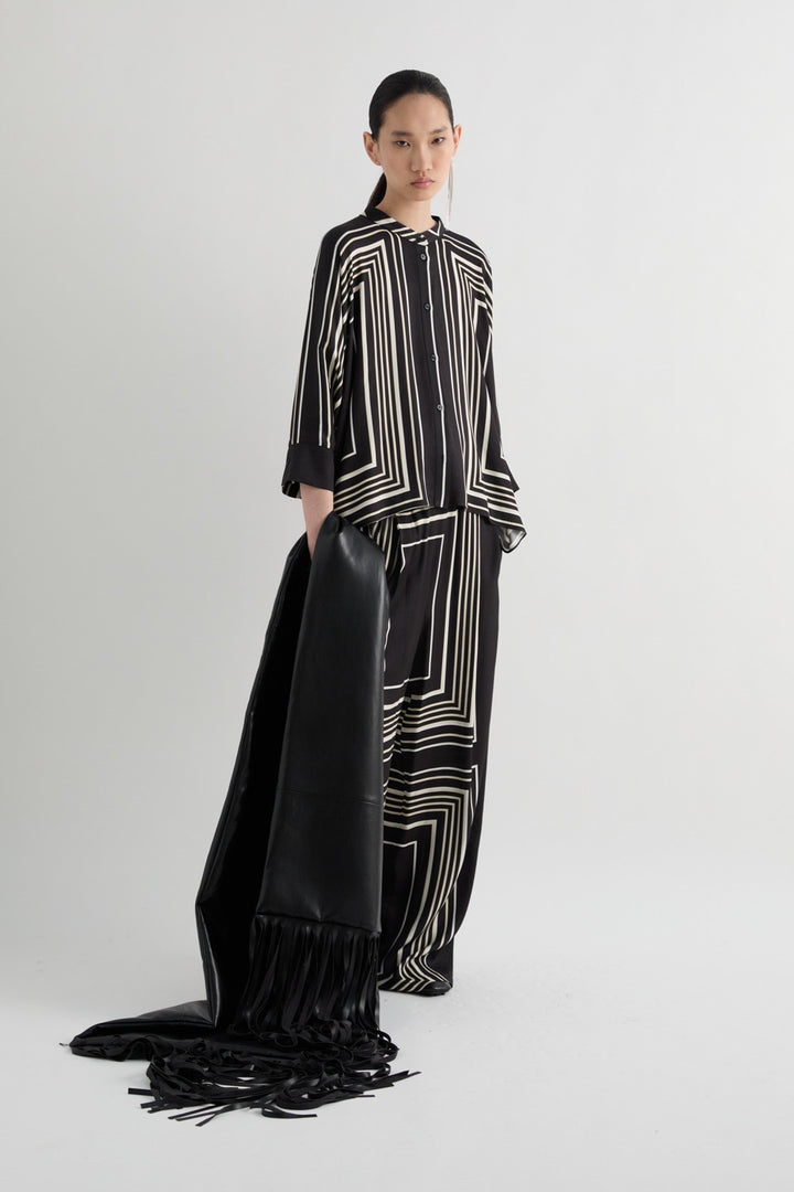 MEIMEI J - CAMICIA KIMONO IN CRÊPE CON STAMPA GEOMETRICA A RIGHE