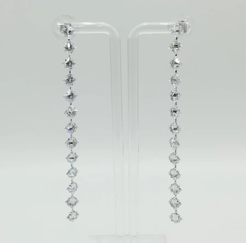 Orecchini di zirconi crystal con rodiatura argento