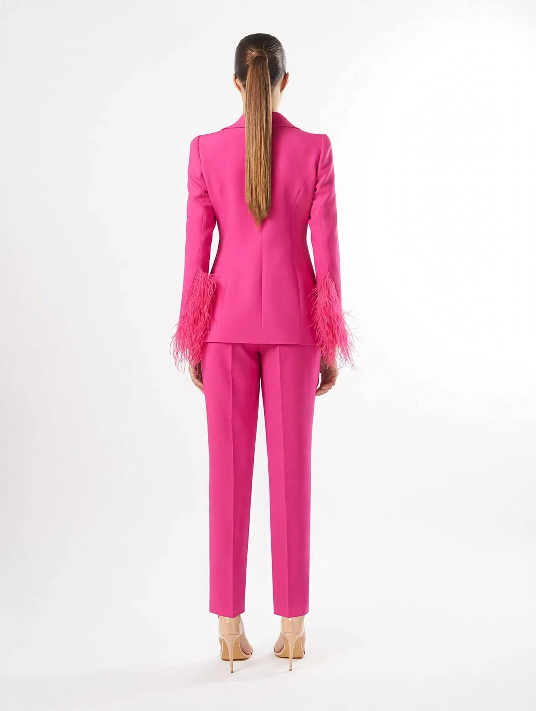 CARLA RUIZ - TAILLEUR CON PIUME