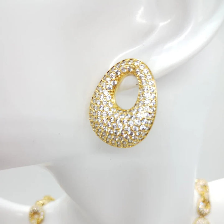 Parure di zirconi crystal composta da collana, orecchini e bracciale con rodiatura in oro