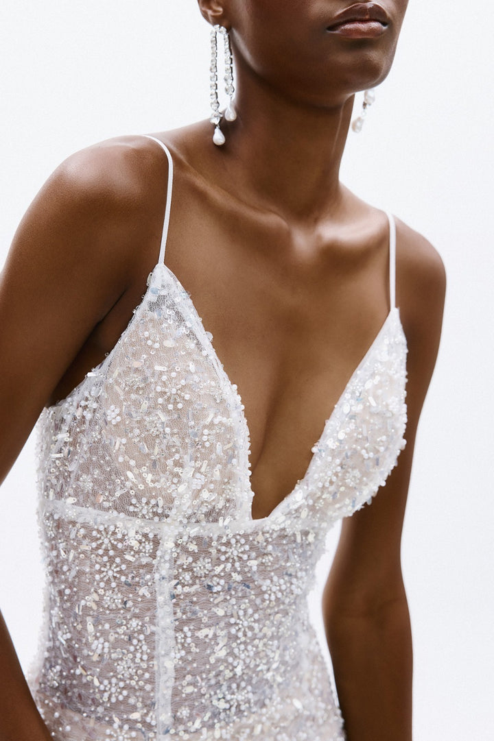 ALLURE - ABITO LUNGO TRASPARENTE CON PAILLETTES E PERLINE
