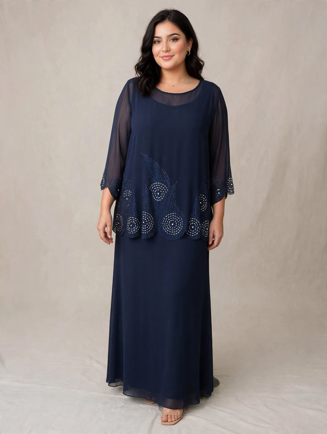MERY LÒ - ABITO LUNGO CON SOVRAGONNA IN CHIFFON E RICAMI A CERCHI
