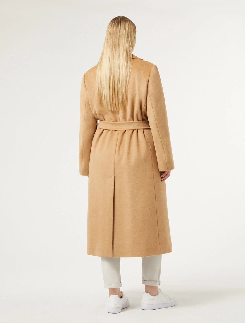 Persona Cappotto Cantu