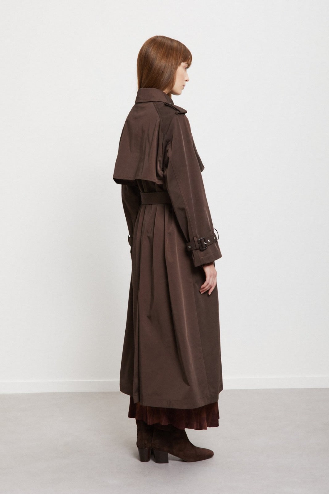 Trench doppiopetto con baschina