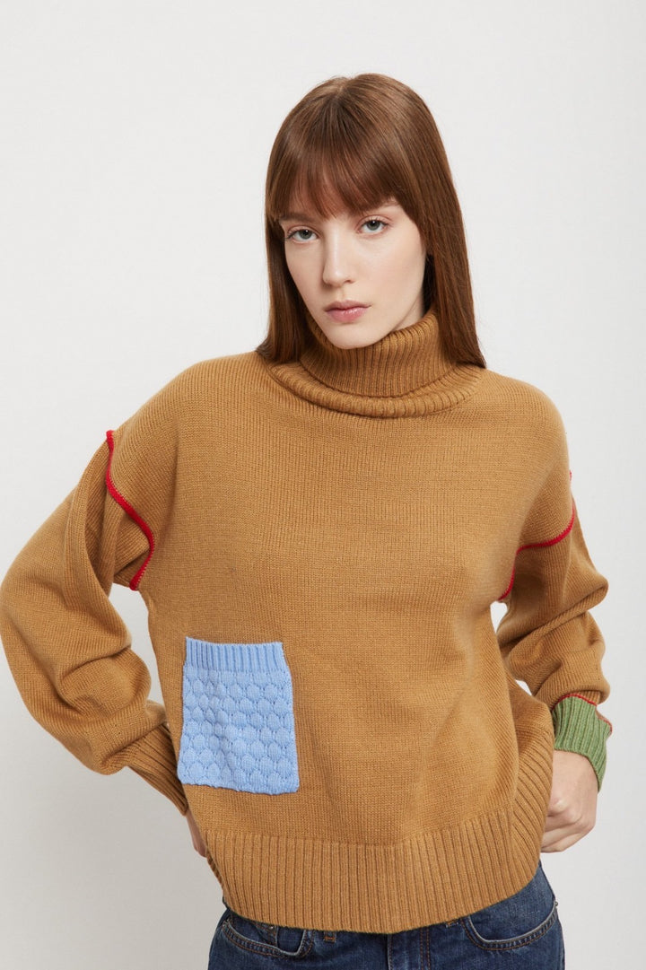 OTTO D’AME - MAGLIONE IN MISTO LANA CON COLLO ALTO E DETTAGLI A CONTRASTO