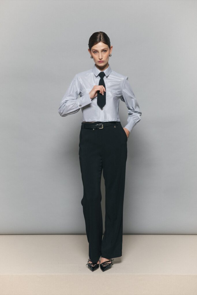DIVEDIVINE - PANTALONE TAGLIO CLASSICO CON TASCHE
