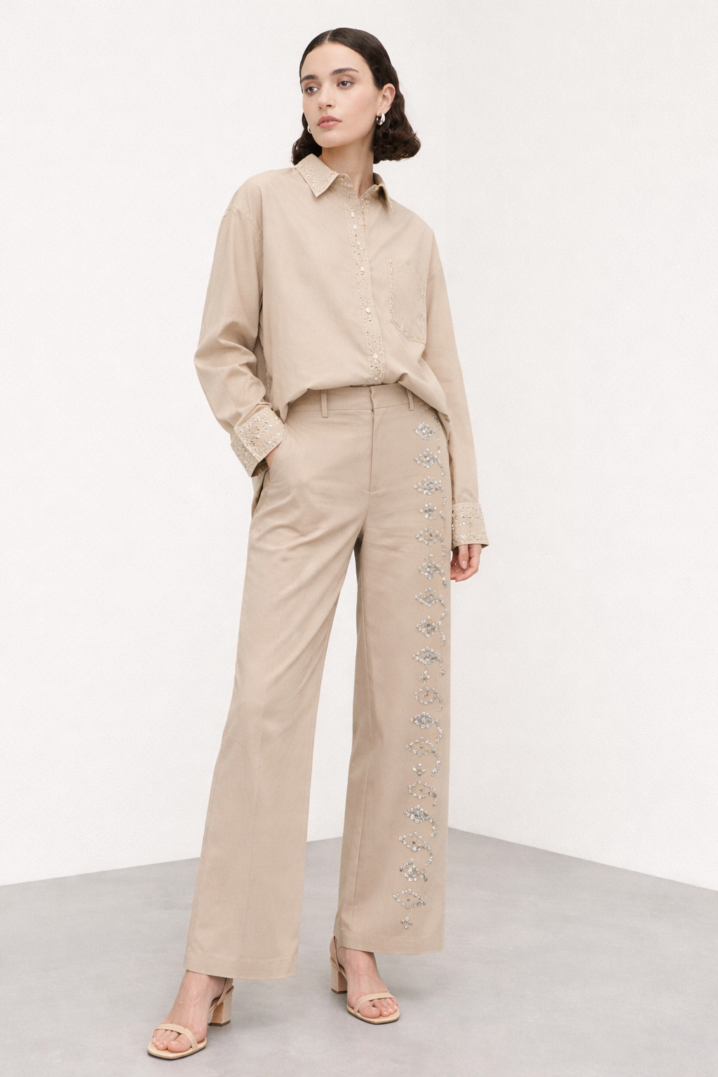 OTTO D’AME - PANTALONE COLOR CORDA CON APPLICAZIONI BOTTONI