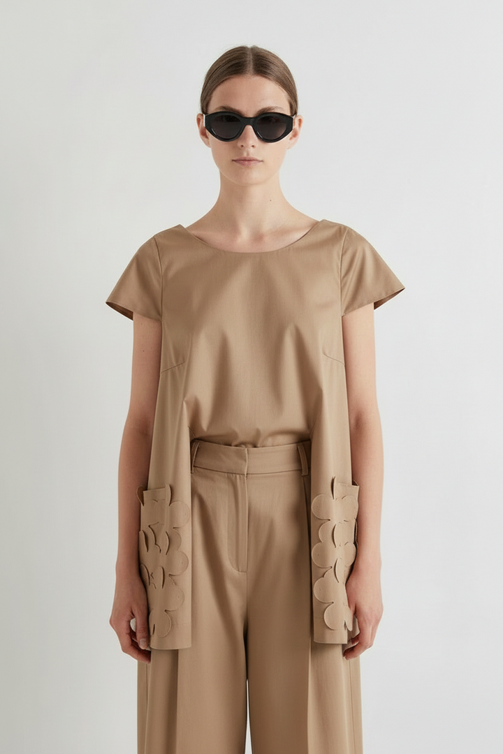 MEIMEI J - BLUSA DI LINEA SVASATA CON APPLICAZIONE FLOREALE SULLE TASCHE