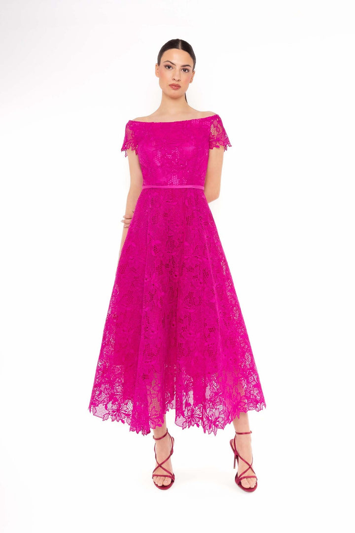 CARLA RUIZ - ABITO MIDI IN PIZZO CON SCOLLO BARDOT