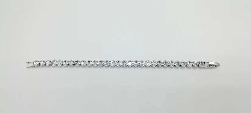 Bracciale di zirconi crystal con rodiatura color argento