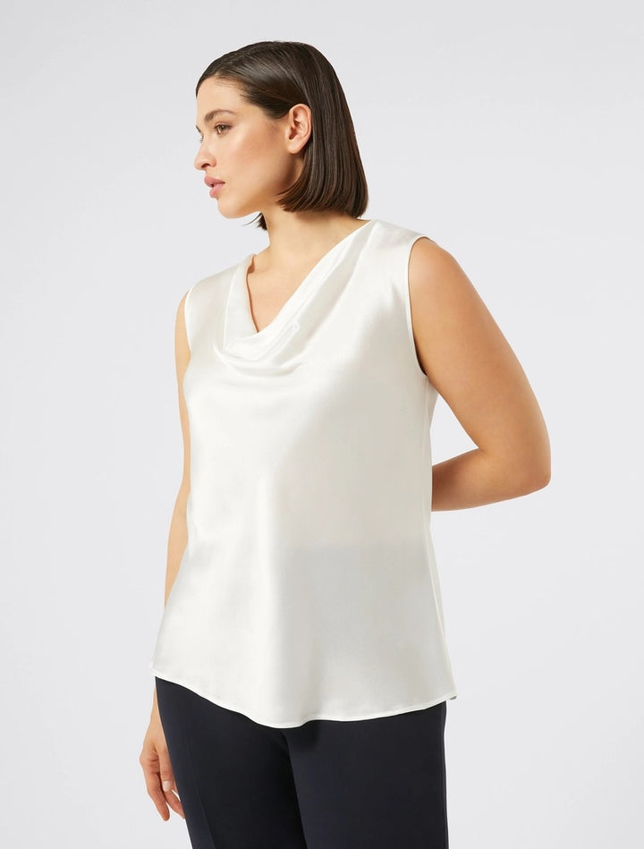 MARINA RINALDI - BLUSA IN SATIN CON LEGGERO SCOLLO DRAPPEGGIATO È UN CAPO ELEGANTE E SOFISTICATO