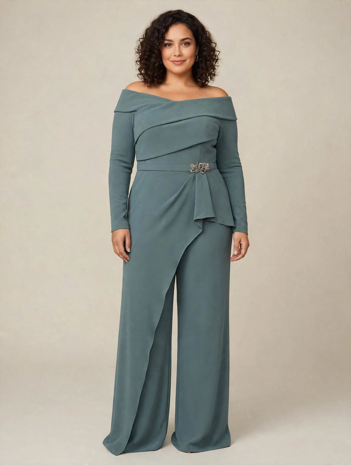 VENI INFANTINO - TUTA JUMPSUIT IN CRÊPE OFF-SHOULDER CON CORPINO DRAPPEGGIATO A PEPLUM, SPILLA GIOIELLO E PANTALONE WIDE-LEG