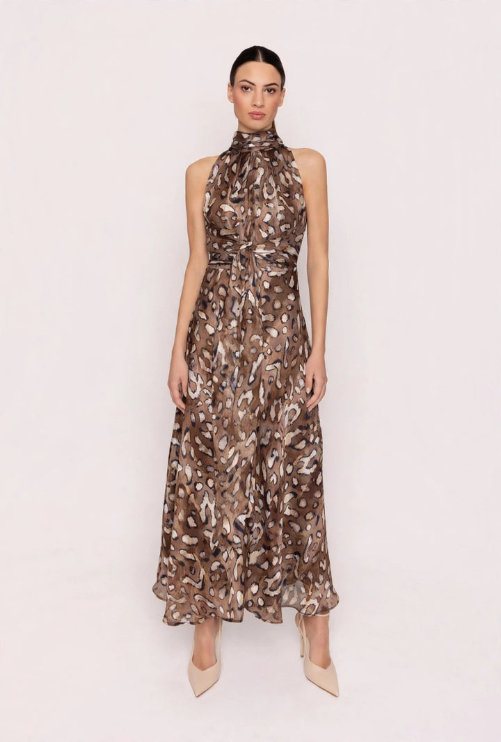CARLA RUIZ - ABITO MAXI SENZA MANICHE IN CHIFFON CON STAMPA ANIMALIER SFUMATA A MACCHIE IRREGOLARI SU FONDO SCURO