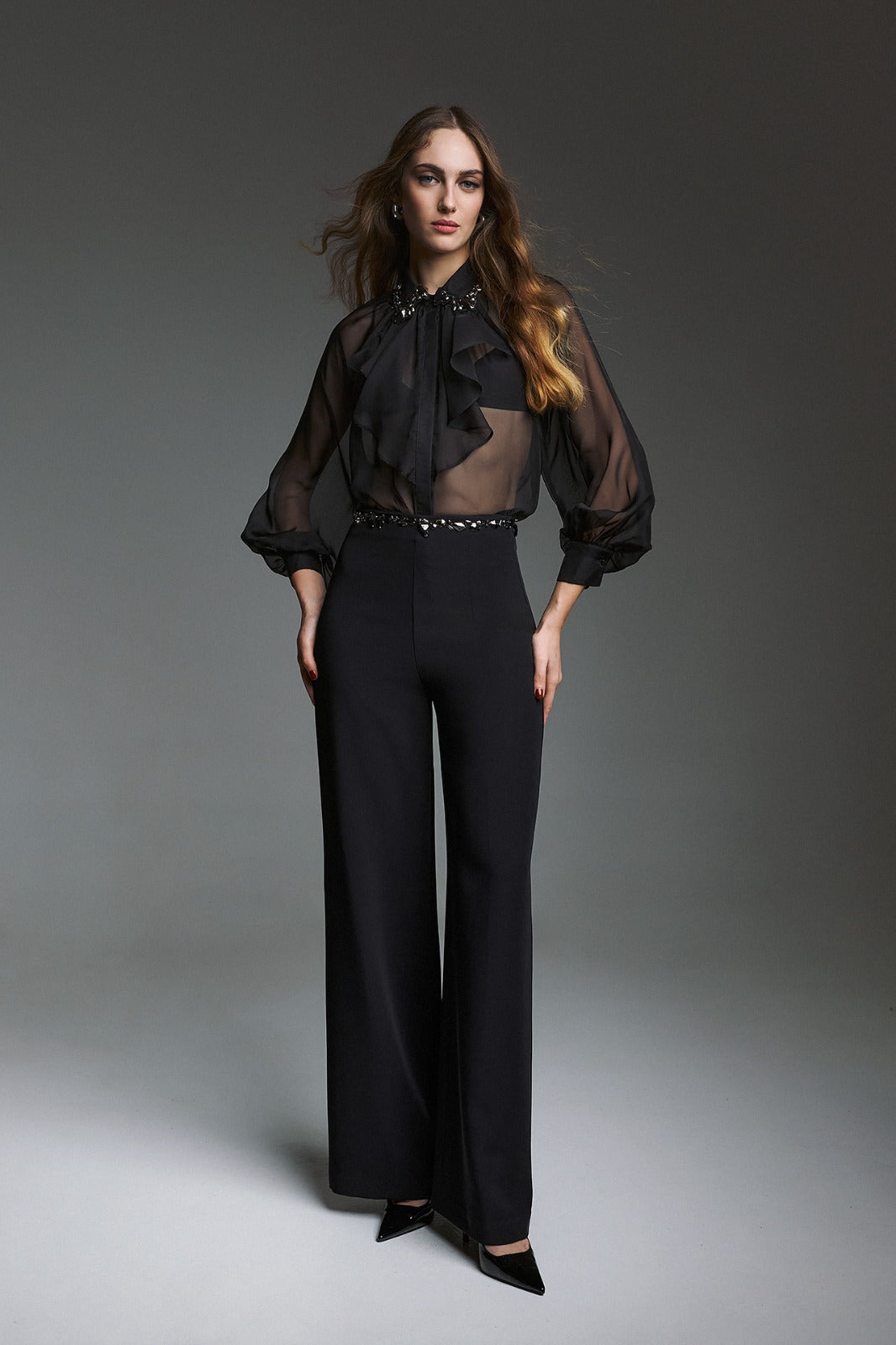 TWINS - CAMICIA IN GEORGETTE TRASPARENTE CON VOLANT E COLLETTO GIOIELLO