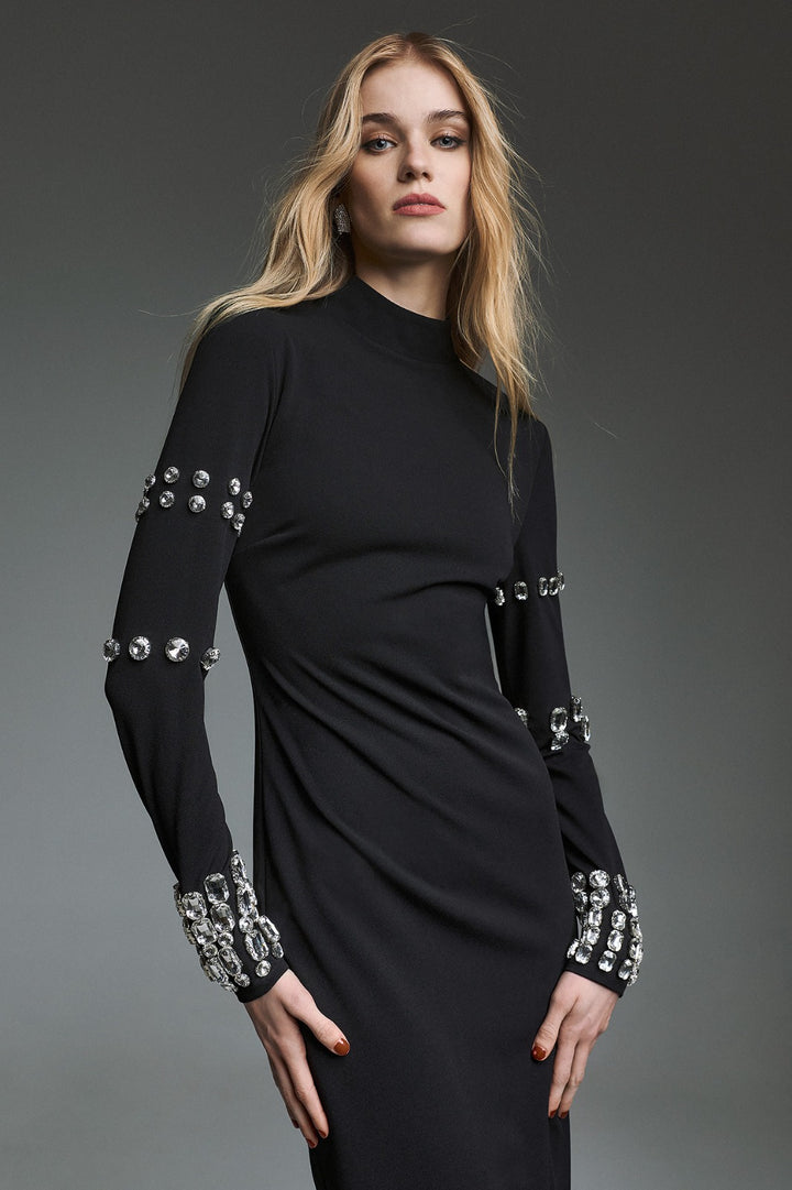 TWINS - ABITO MIDI IN MAGLIA CON CRISTALLI E POLSINI GIOIELLO